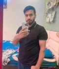 Встретьте Мужчинa : Aakash, 27 лет до Индия  Gurugram 